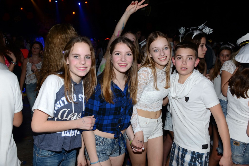 ../Images/Jeugddisco White Edition 309.jpg